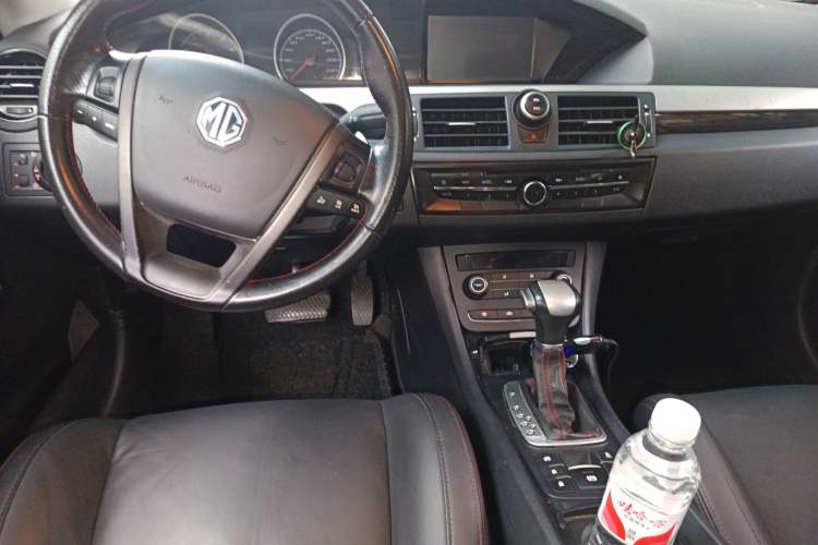Used MG 6 2014 Hatchback 1.8T Automatic Performance Edition Center Console