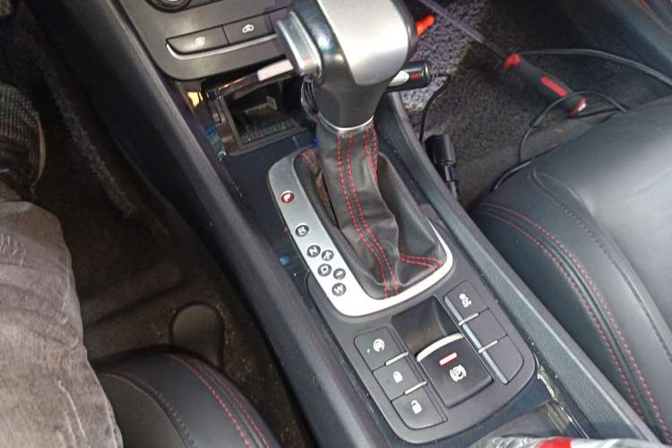Used MG 6 2014 Hatchback 1.8T Automatic Performance Edition Gear Lever