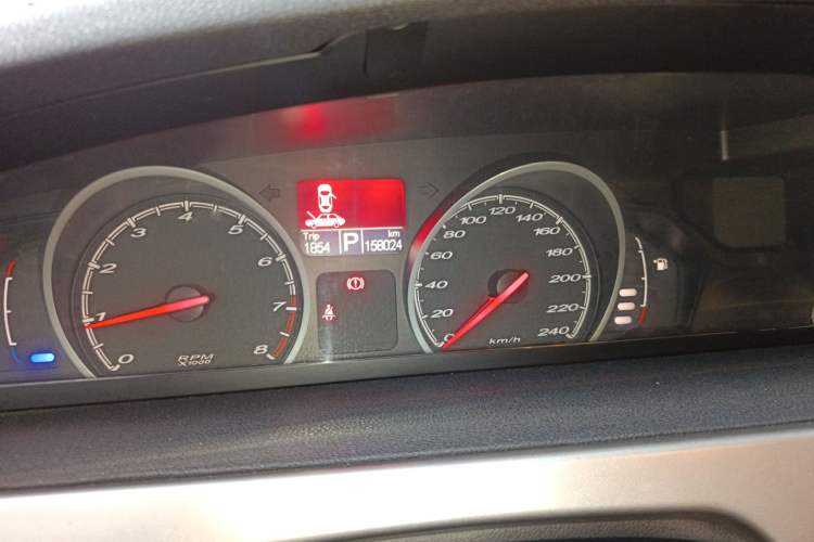 Used MG 6 2014 Hatchback 1.8T Automatic Performance Edition Odometer Close Up