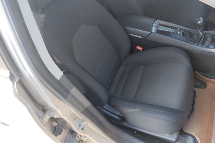 Used MG 6 2014 Hatchback 1.8L Manual Value Edition Right Front Seat