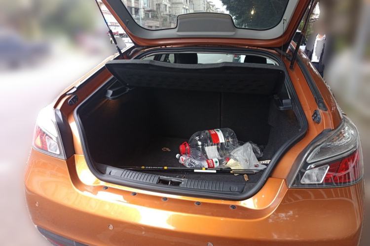 Used MG 6 2014 Hatchback 1.8T Automatic Performance Edition Trunk