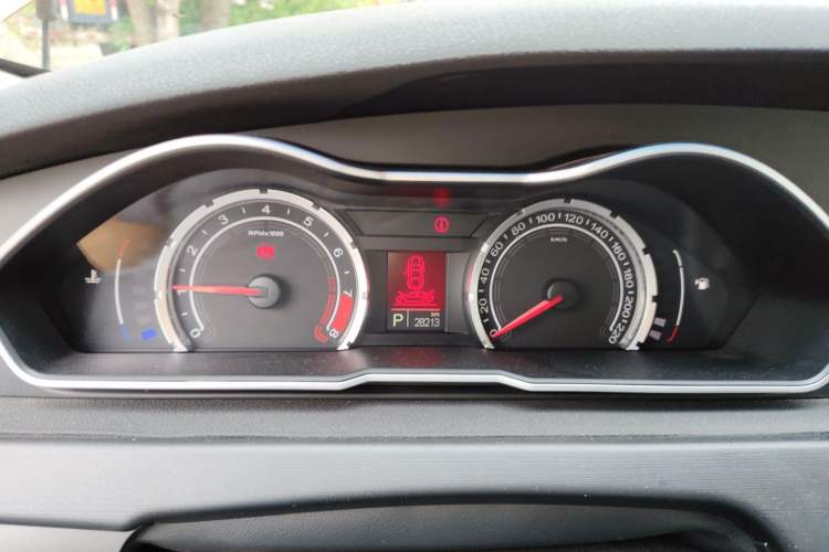 Used MG 6 2015 Hatchback 1.8L 90th Anniversary Track Champion Edition Automatic Comfort Model Instrument Cluster