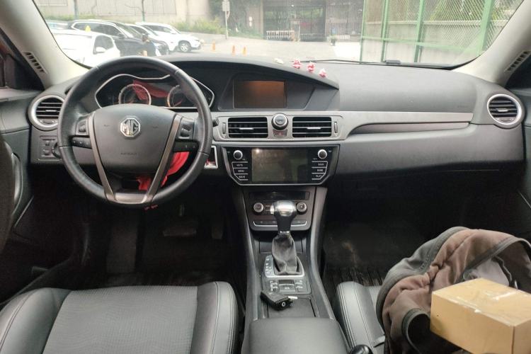Used MG 6 2015 Hatchback 1.8T 90th Anniversary Track Champion Edition Automatic inkaNet Elite Model Interior 2