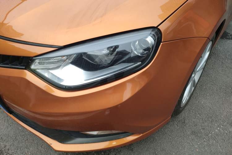 Used MG 6 2015 Hatchback 1.8T 90th Anniversary Track Champion Edition Automatic inkaNet Elite Model Left Front Headlight