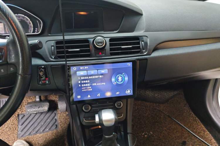 Used MG 6 2015 Hatchback 1.8T 90th Anniversary Track Champion Edition Automatic inkaNet Elite Model Audio And AC Panel