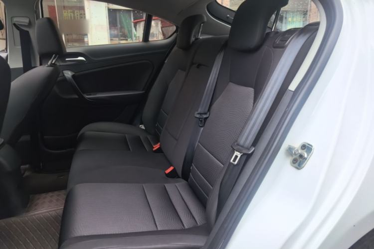 Used MG 6 2015 Hatchback 1.8L 90th Anniversary Track Champion Edition Automatic Comfort Model Left Rear Seat