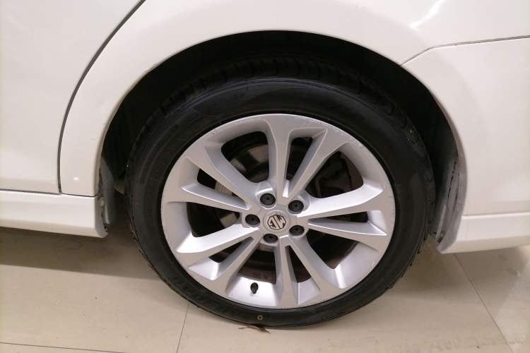 Used MG 6 2015 Hatchback 1.8T 90th Anniversary Track Champion Edition Automatic inkaNet Elite Model Left Rear Wheel Hub