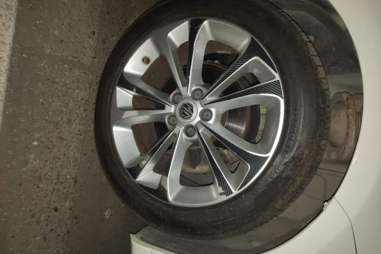 Used MG 6 2015 Hatchback 1.8T 90th Anniversary Track Champion Edition Automatic inkaNet Elite Model Right Front Wheel Hub