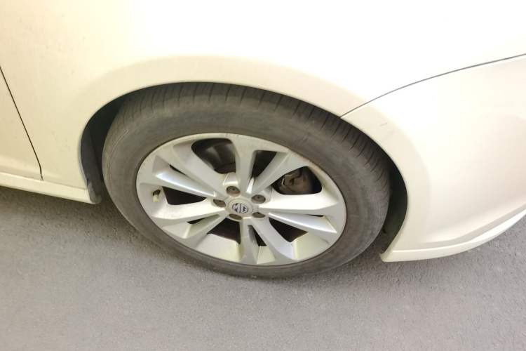 Used MG 6 2015 Hatchback 1.8T 90th Anniversary Track Champion Edition Automatic inkaNet Elite Model Right Front Wheel Hub