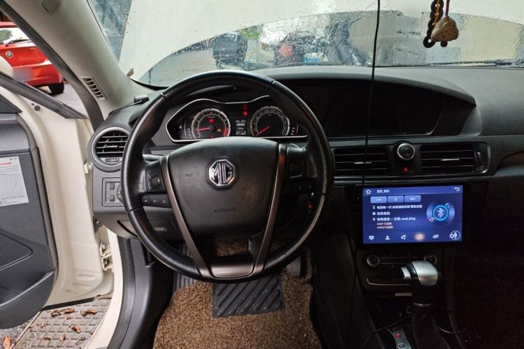 Used MG 6 2015 Hatchback 1.8T 90th Anniversary Track Champion Edition Automatic inkaNet Elite Model Steering Wheel