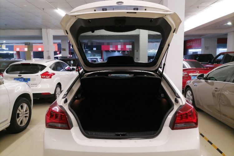 Used MG 6 2015 Hatchback 1.8T 90th Anniversary Track Champion Edition Automatic inkaNet Elite Model Trunk