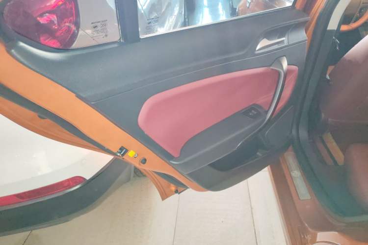 Used MG 6 2015 Hatchback 1.8L 90th Anniversary Track Champion Edition Manual Comfort Model Left Rear Door Interior