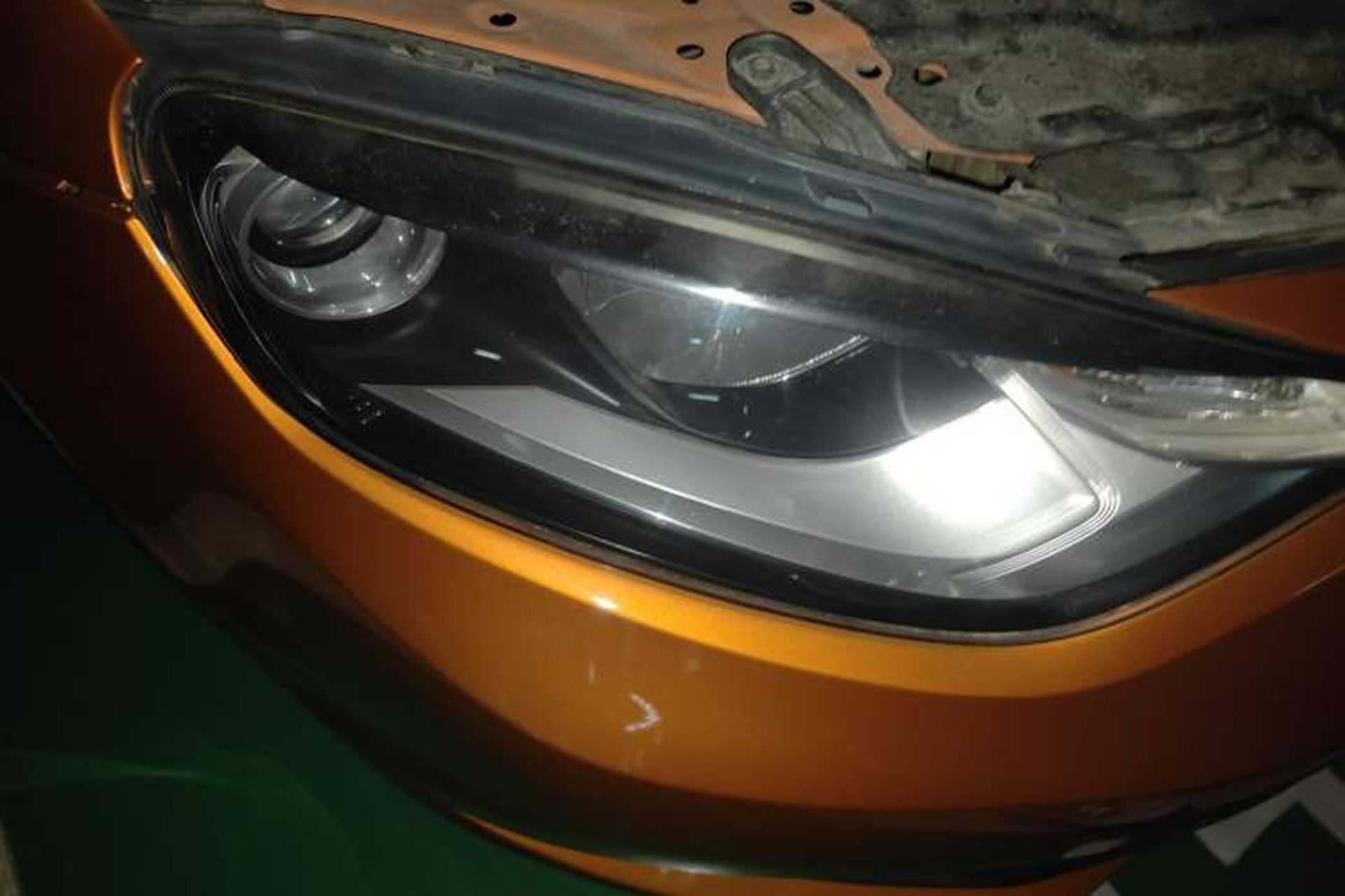 Used MG 6 2015 Hatchback 1.8T 90th Anniversary Track Champion Edition Automatic inkaNet Elite Model Right Front Headlight