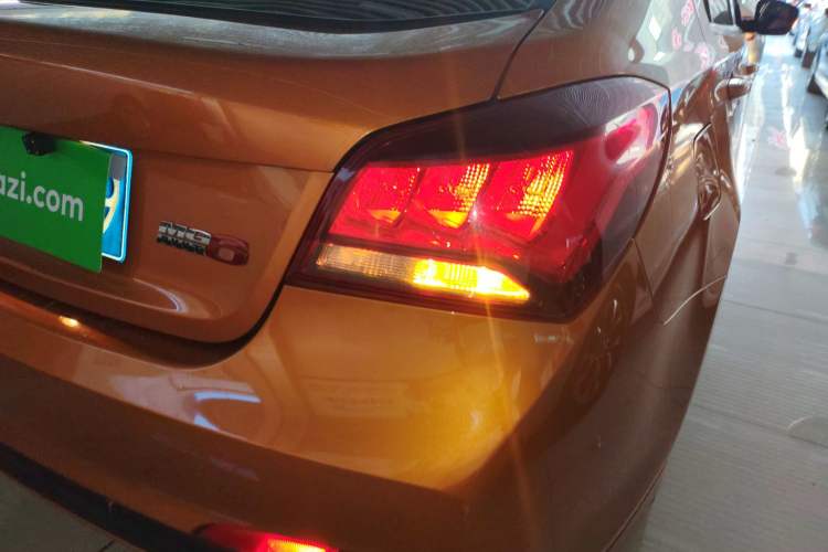 Used MG 6 2015 Hatchback 1.8L 90th Anniversary Track Champion Edition Manual Comfort Model Right Rear Taillight