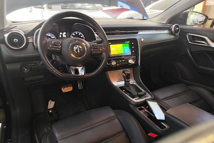 Used MG 6 2017 20T Automatic Luxury Smart Connect Version China V Standard Center Console