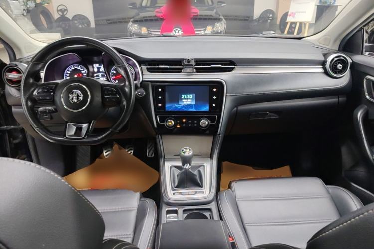 Used MG 6 2017 20T Manual Luxury Smart Connect Version China V Standard Center Console