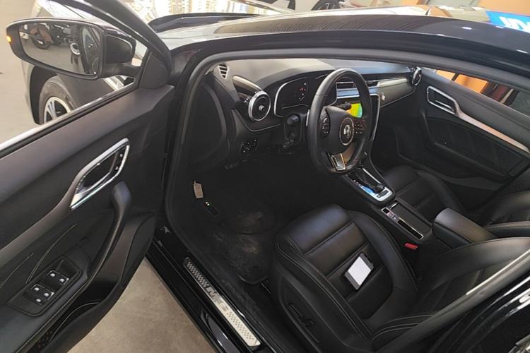 Used MG 6 2017 20T Automatic Luxury Smart Connect Version China V Standard Driver Seat