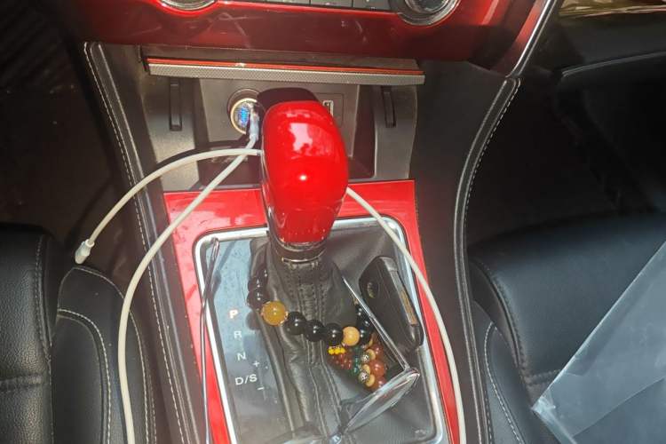 Used MG 6 2017 20T Automatic Luxury Smart Connect Version China V Standard Gear Lever