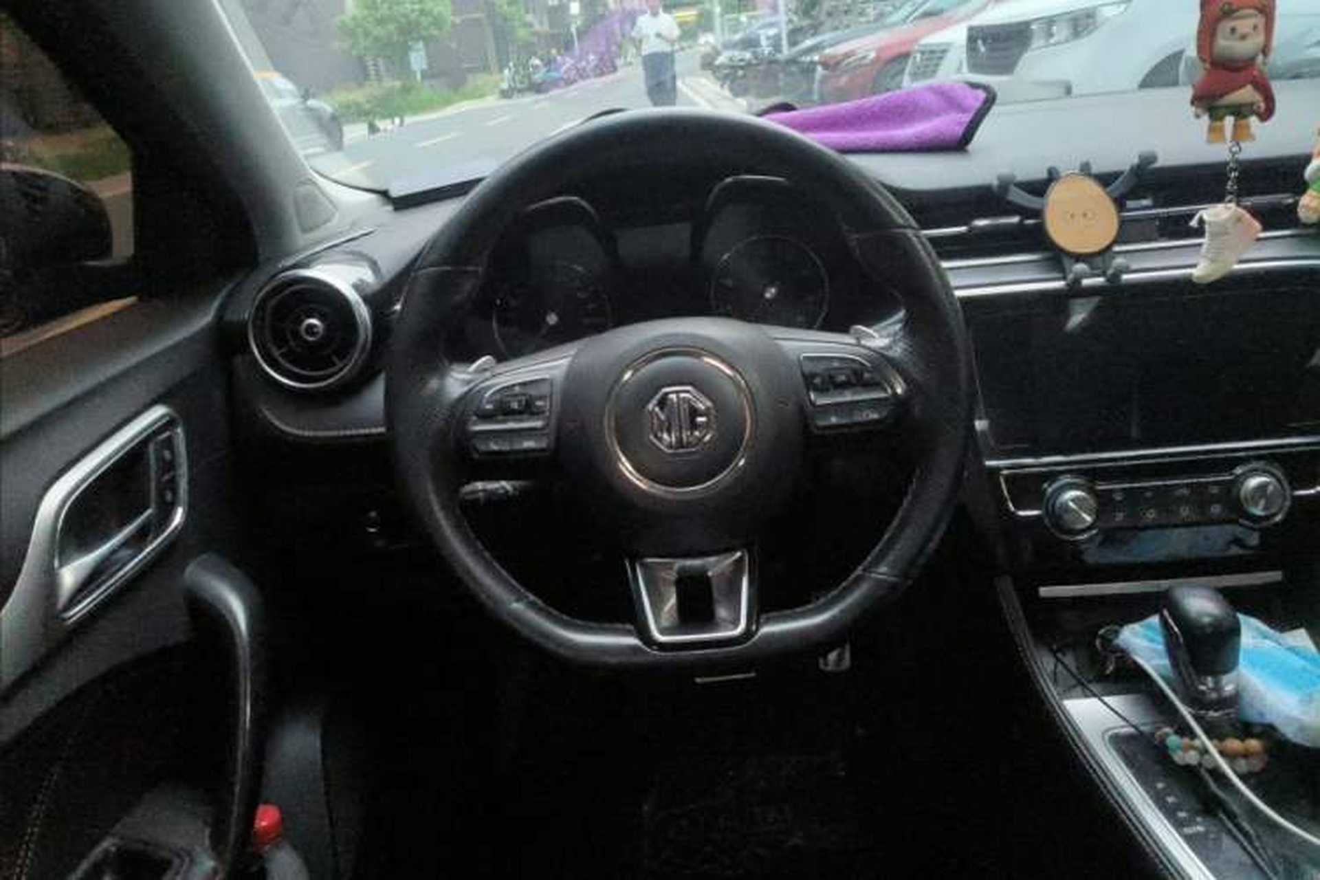 Used MG 6 2017 20T Automatic Luxury Smart Connect Version China V Standard Interior 3