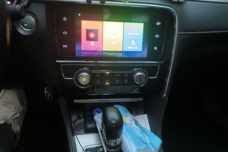 Used MG 6 2017 20T Automatic Luxury Smart Connect Version China V Standard Interior 4