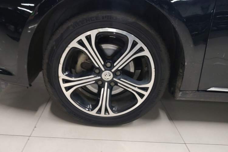 Used MG 6 2017 20T Manual Luxury Smart Connect Version China V Standard Left Front Wheel Hub