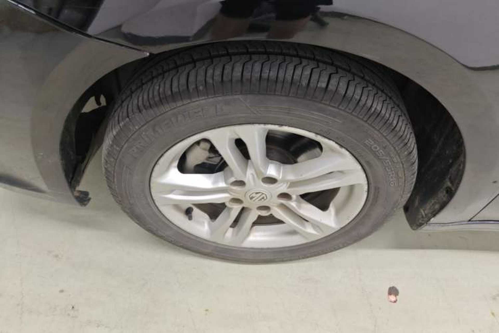 Used MG 6 2017 20T Automatic Elite Smart Connect Version China V Standard Left Front Wheel Hub