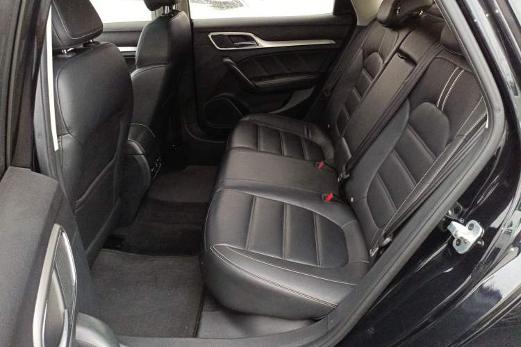 Used MG 6 2017 20T Manual Luxury Smart Connect Version China V Standard Left Rear Seat