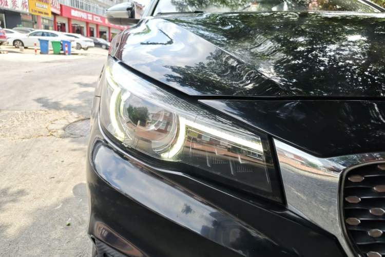 Used MG 6 2017 20T Automatic Luxury Smart Connect Version China V Standard Right Front Headlight