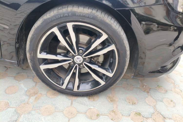 Used MG 6 2017 20T Automatic Trophy Prestige Internet Edition China V Standard Right Front Wheel Hub