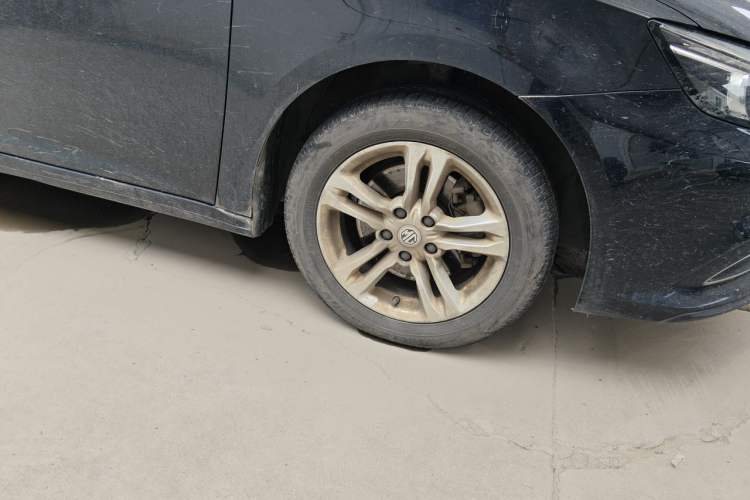 Used MG 6 2017 20T Manual Elite Smart Connect Version China V Standard Right Front Wheel Hub