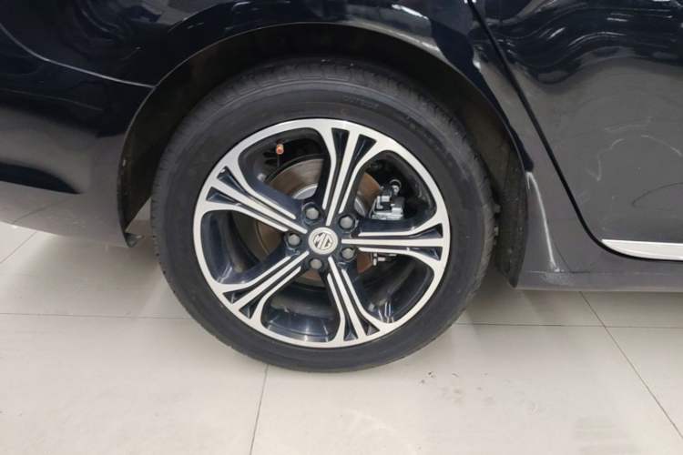 Used MG 6 2017 20T Manual Luxury Smart Connect Version China V Standard Right Rear Wheel Hub