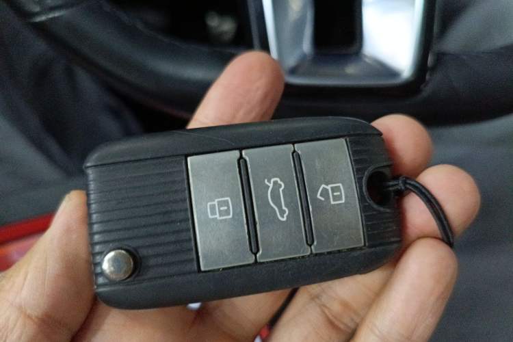 Used MG 6 2017 20T Manual Luxury Smart Connect Version China V Standard Vehicle Key