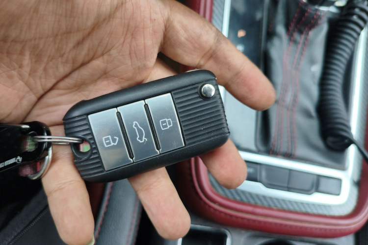Used MG 6 2017 20T Automatic Trophy Prestige Internet Edition China V Standard Vehicle Key