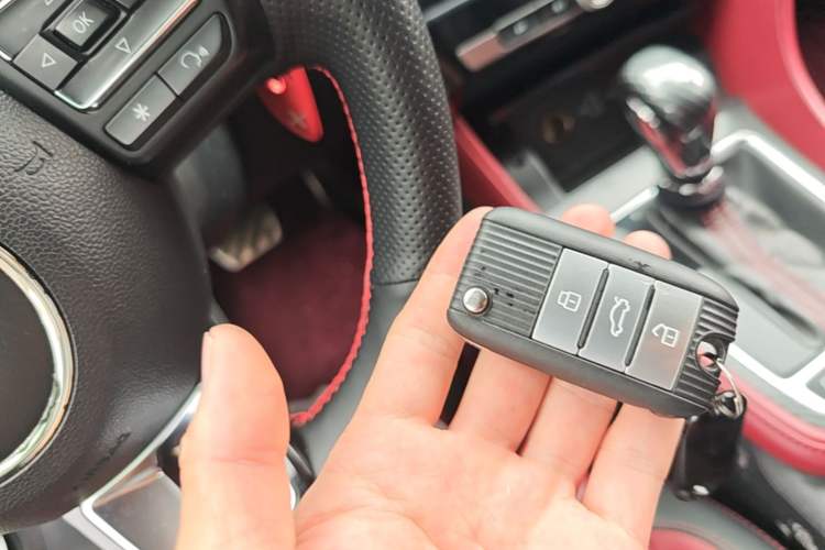 Used MG 6 2017 20T Automatic Trophy Prestige Internet Edition China V Standard Vehicle Key