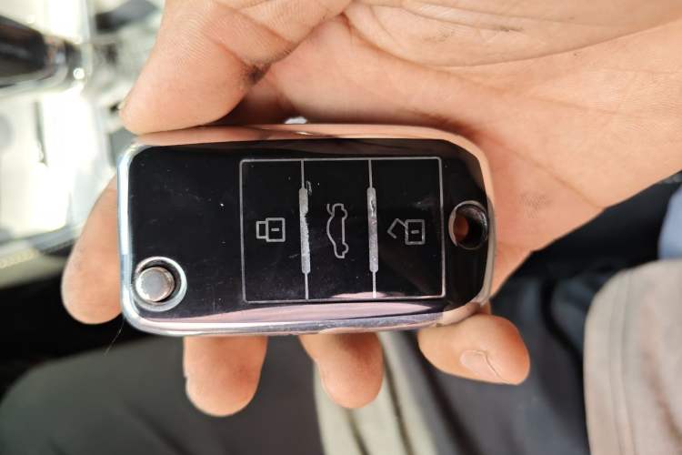 Used MG 6 2017 20T Automatic Luxury Smart Connect Version China V Standard Vehicle Key