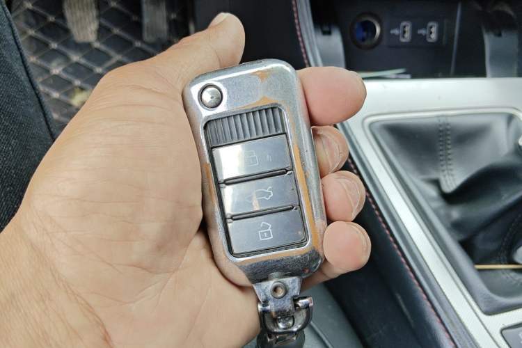 Used MG 6 2017 20T Manual Elite Smart Connect Version China V Standard Vehicle Key