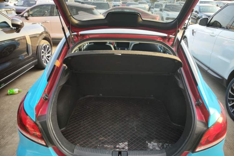 Used MG 6 2017 20T Automatic Luxury Smart Connect Version China V Standard Trunk