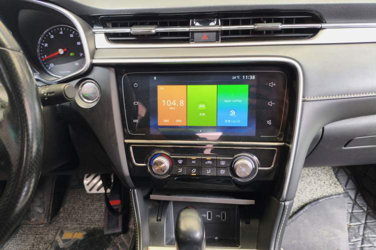 Used MG 6 2017 20T Automatic Luxury Smart Connect Version China V Standard Audio And AC Panel