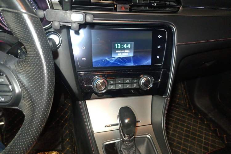 Used MG 6 2017 20T Automatic Elite Smart Connect Version China V Standard Audio And AC Panel