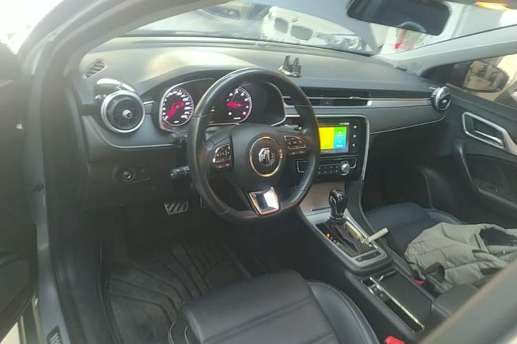 Used MG 6 2017 20T Automatic Luxury Smart Connect Version China V Standard Center Console