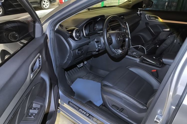 Used MG 6 2017 20T Automatic Luxury Smart Connect Version China V Standard Driver Seat
