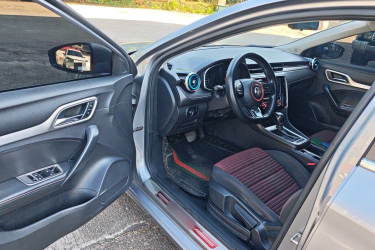 Used MG 6 2017 20T Automatic Elite Smart Connect Version China V Standard Driver Seat