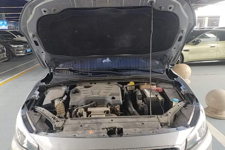 Used MG 6 2017 20T Automatic Luxury Smart Connect Version China V Standard Engine Bay
