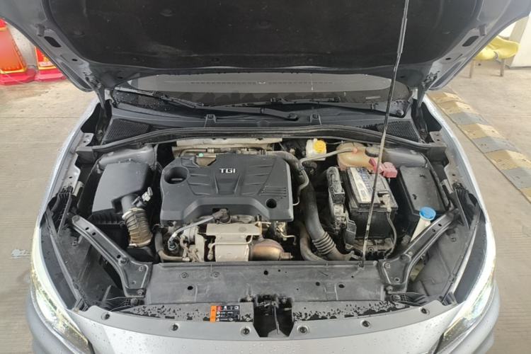 Used MG 6 2017 20T Automatic Luxury Smart Connect Version China V Standard Engine Bay