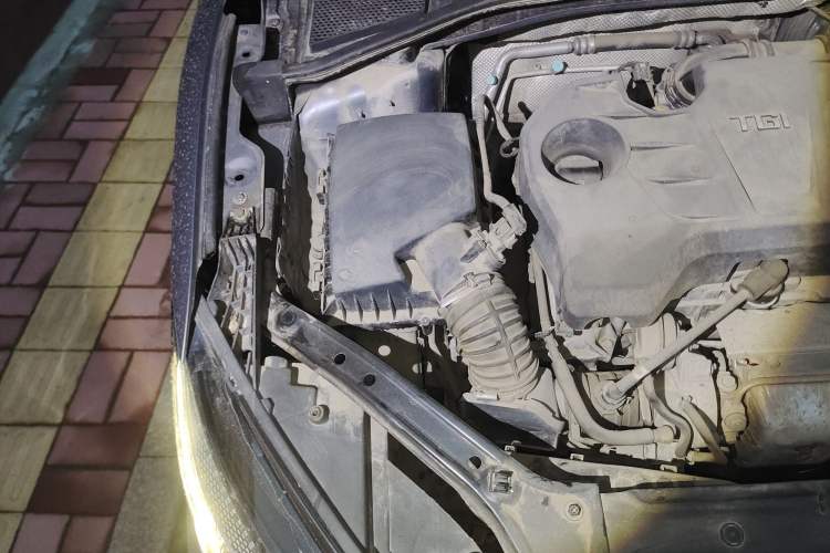 Used MG 6 2017 20T Manual Luxury Smart Connect Version China V Standard Engine Bay Right