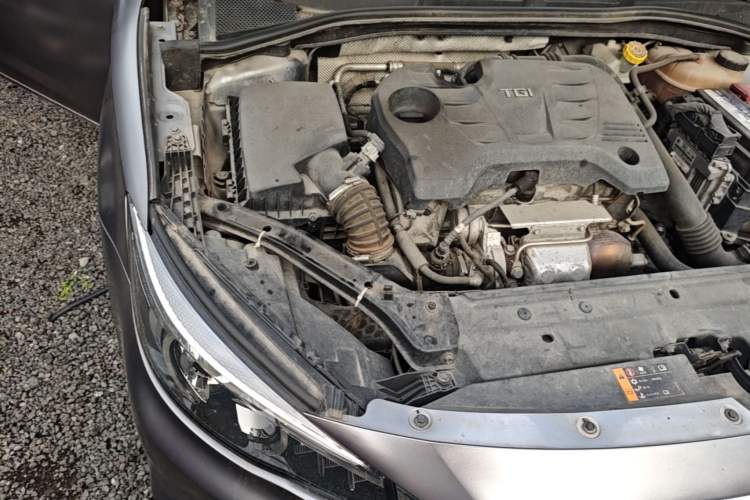 Used MG 6 2017 20T Manual Luxury Smart Connect Version China V Standard Engine Bay Right