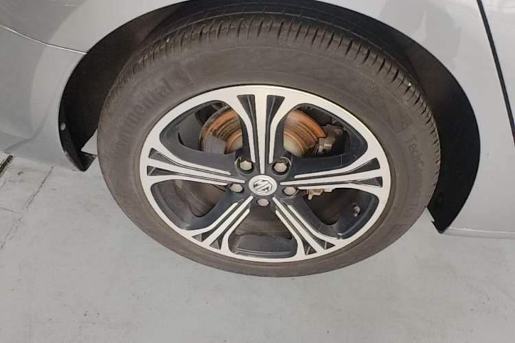Used MG 6 2017 20T Automatic Luxury Smart Connect Version China V Standard Exterior 5