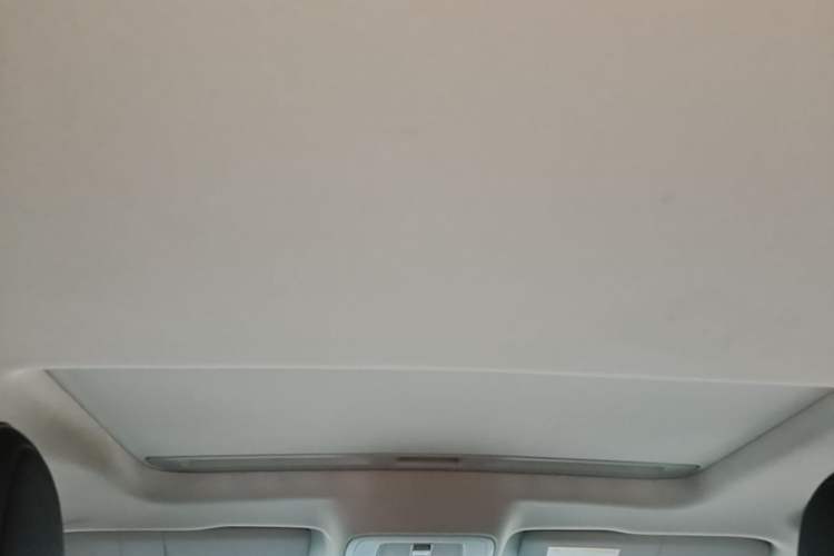 Used MG 6 2017 20T Automatic Luxury Smart Connect Version China V Standard Headliner