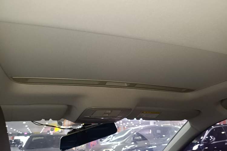 Used MG 6 2017 20T Automatic Luxury Smart Connect Version China V Standard Headliner