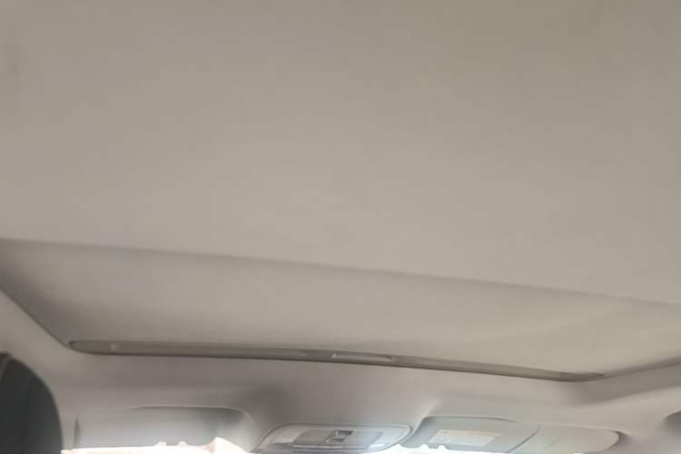 Used MG 6 2017 20T Automatic Luxury Smart Connect Version China V Standard Headliner